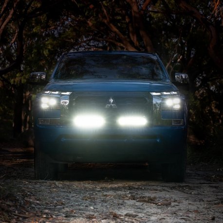 Світлодіодні балки Bushranger для Mitsubishi L200 2025-...